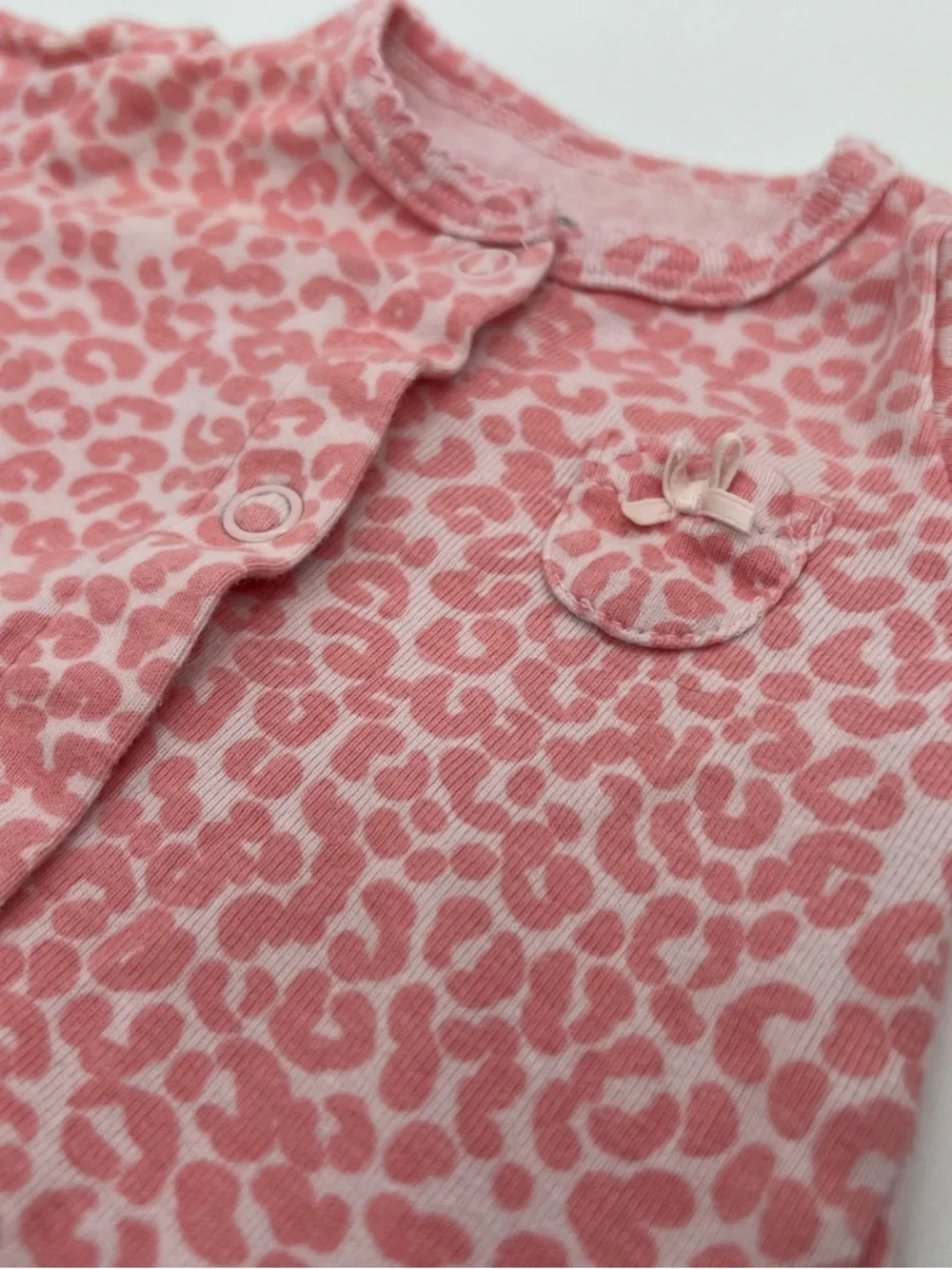 CARTERS Baby Girl Pink White Sz Newborn One Piece And Cap Set
